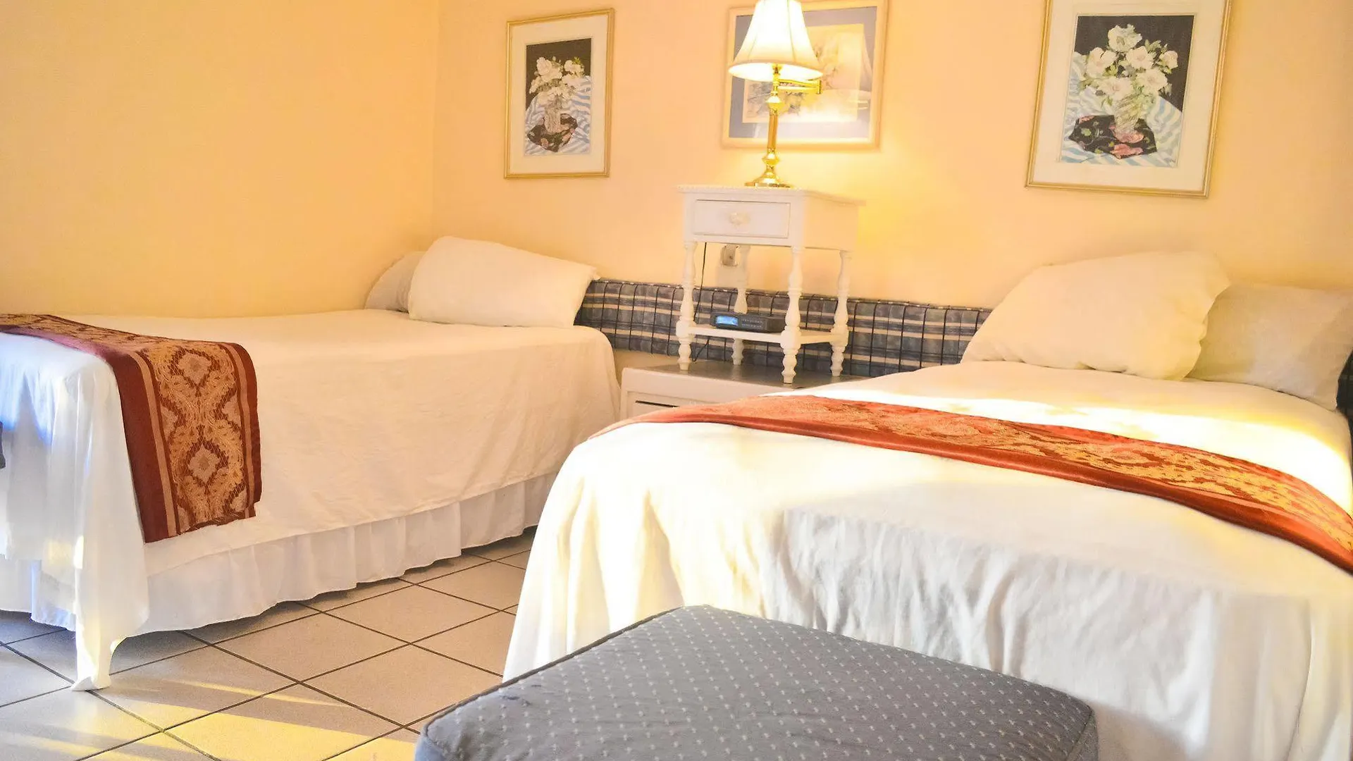 Garden Beach Studios At Montego Bay Club Jamajka