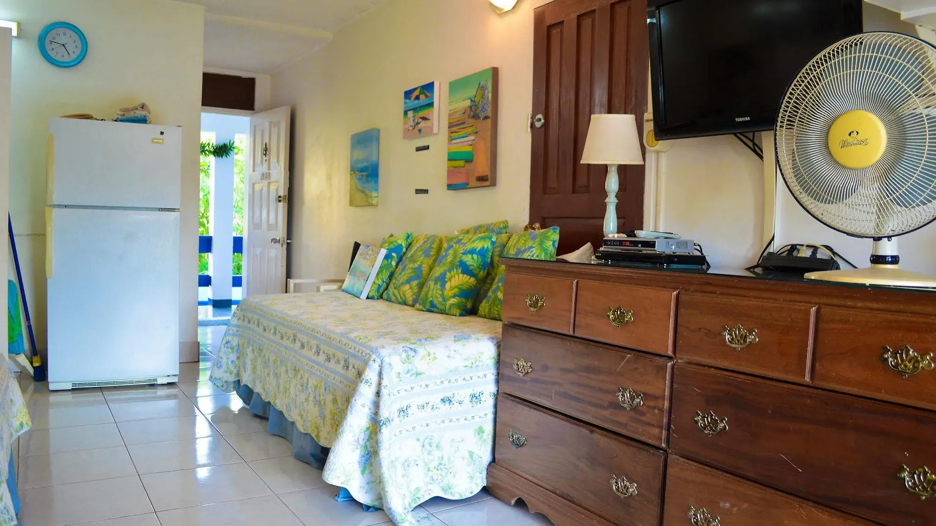 Garden Beach Studios At Montego Bay Club Apartament